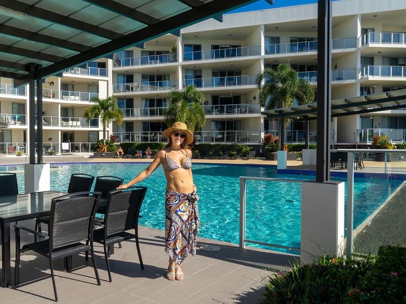 Infinity Pool Vue Trinity Beach Cairns Luxury Apartments
