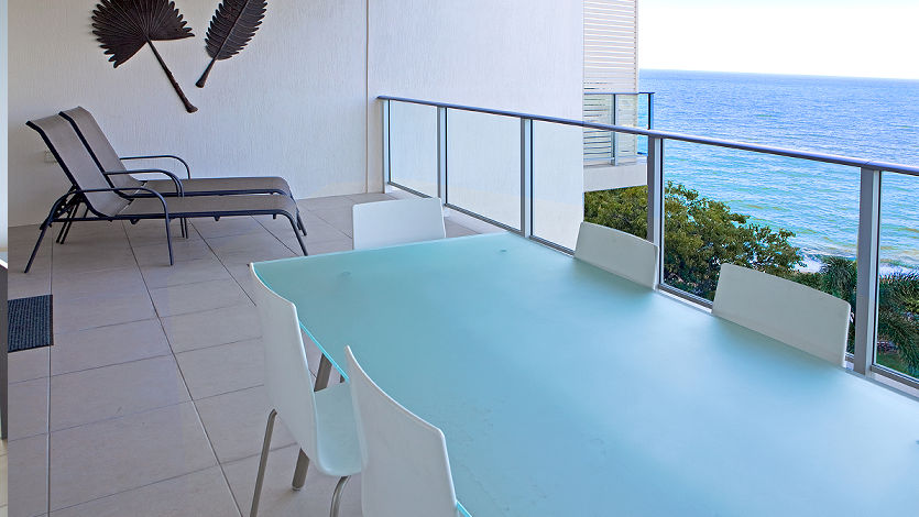 2 Bedroom Apartments Vue Trinity Beach Luxury Apartments