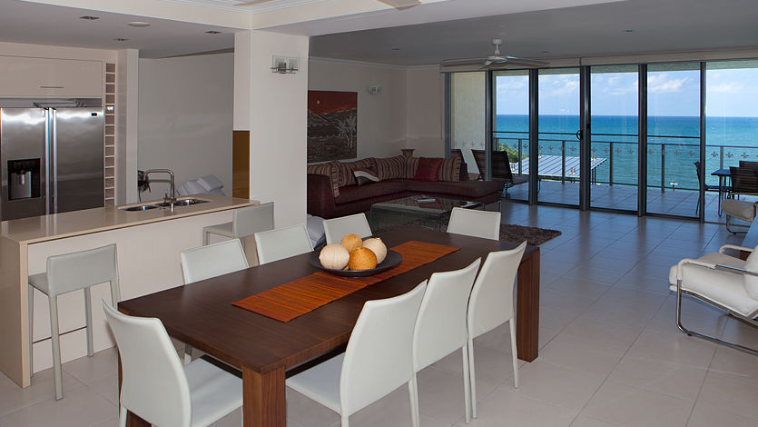 3 Bedroom Apartments Vue Trinity Beach Luxury Apartments