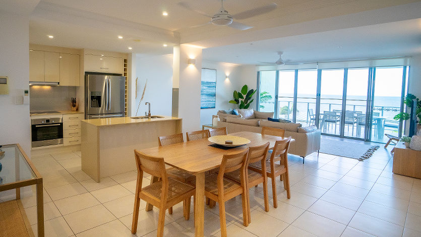 Trinity Beach Luxury Apartments - Vue Trinity Beach Cairns